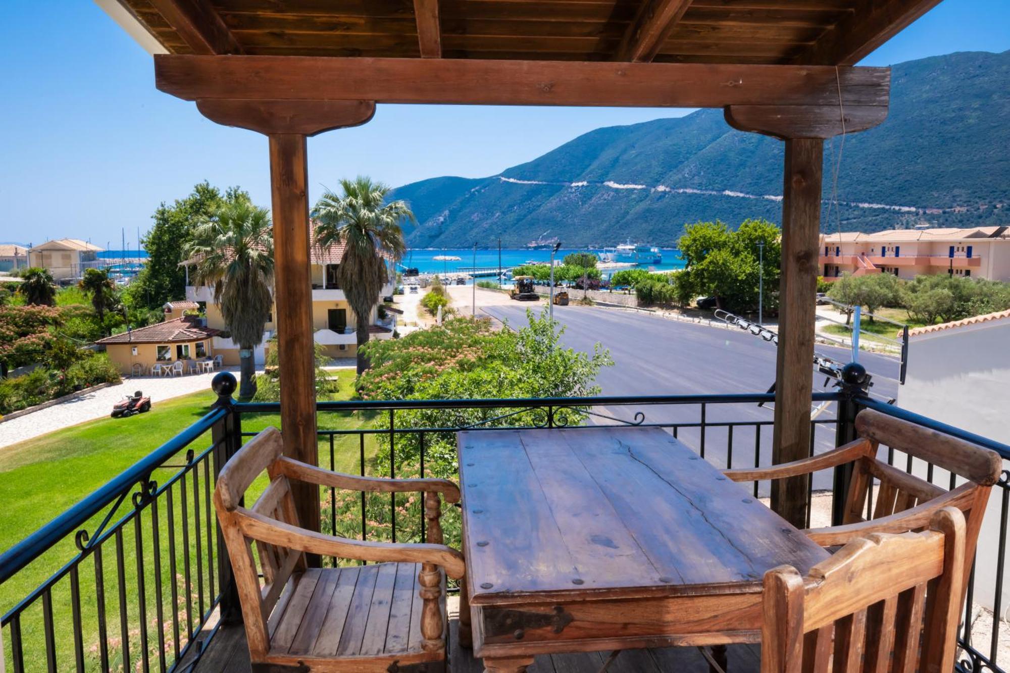 Ammos Family Apartments Vasiliki  Exterior photo